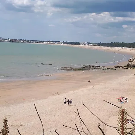 Bleu Soleil 3* En 200m & Commerces Lägenhet